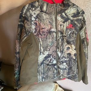 Mossy oak coat